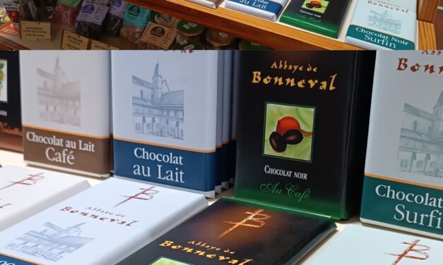 VENTE DE COLIS DE NOËL AU PROFIT DES AMIS DU CALVAIRE